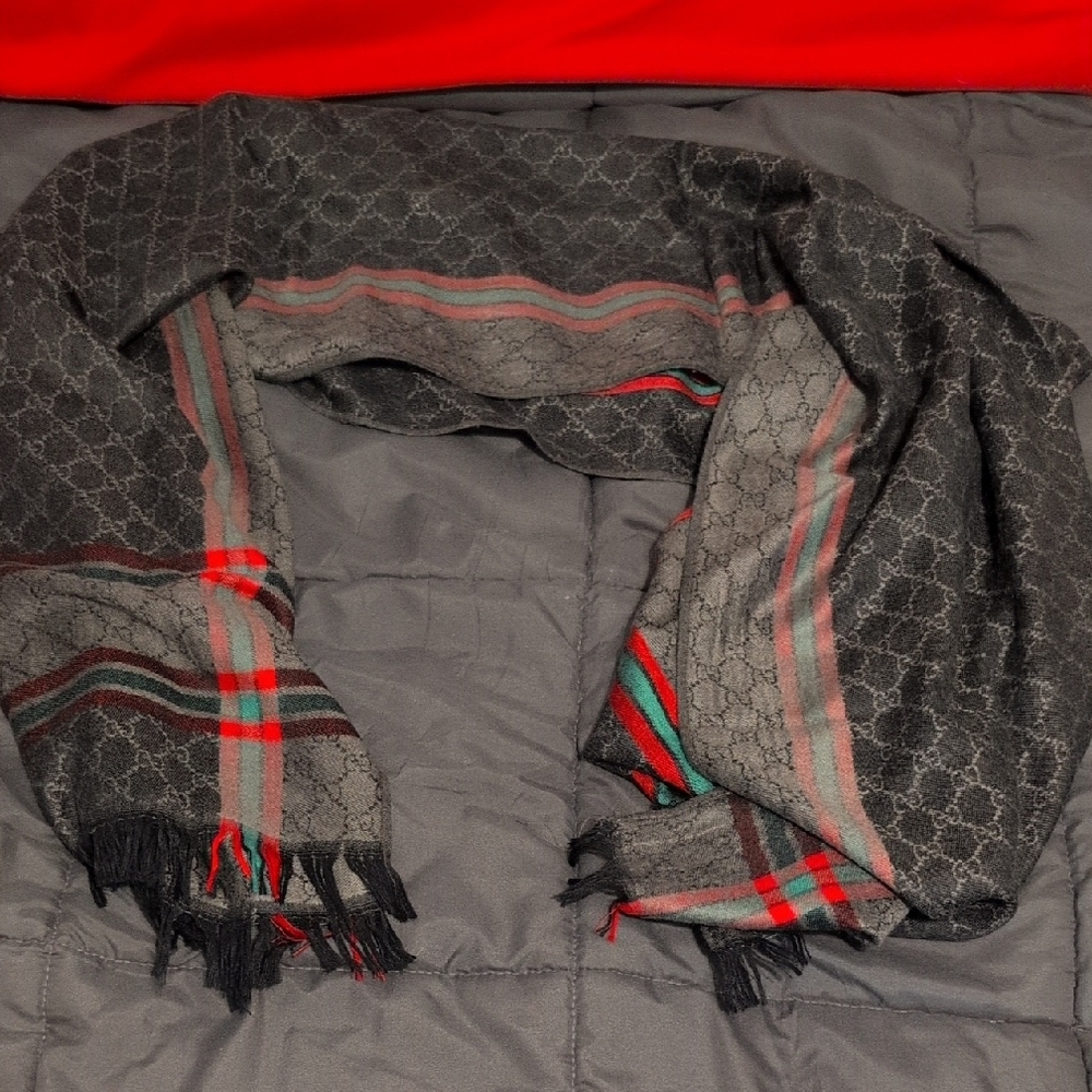 Authentic Gucci GG Supreme Monogram Unisex Scarf Shawl WOW ITALY
